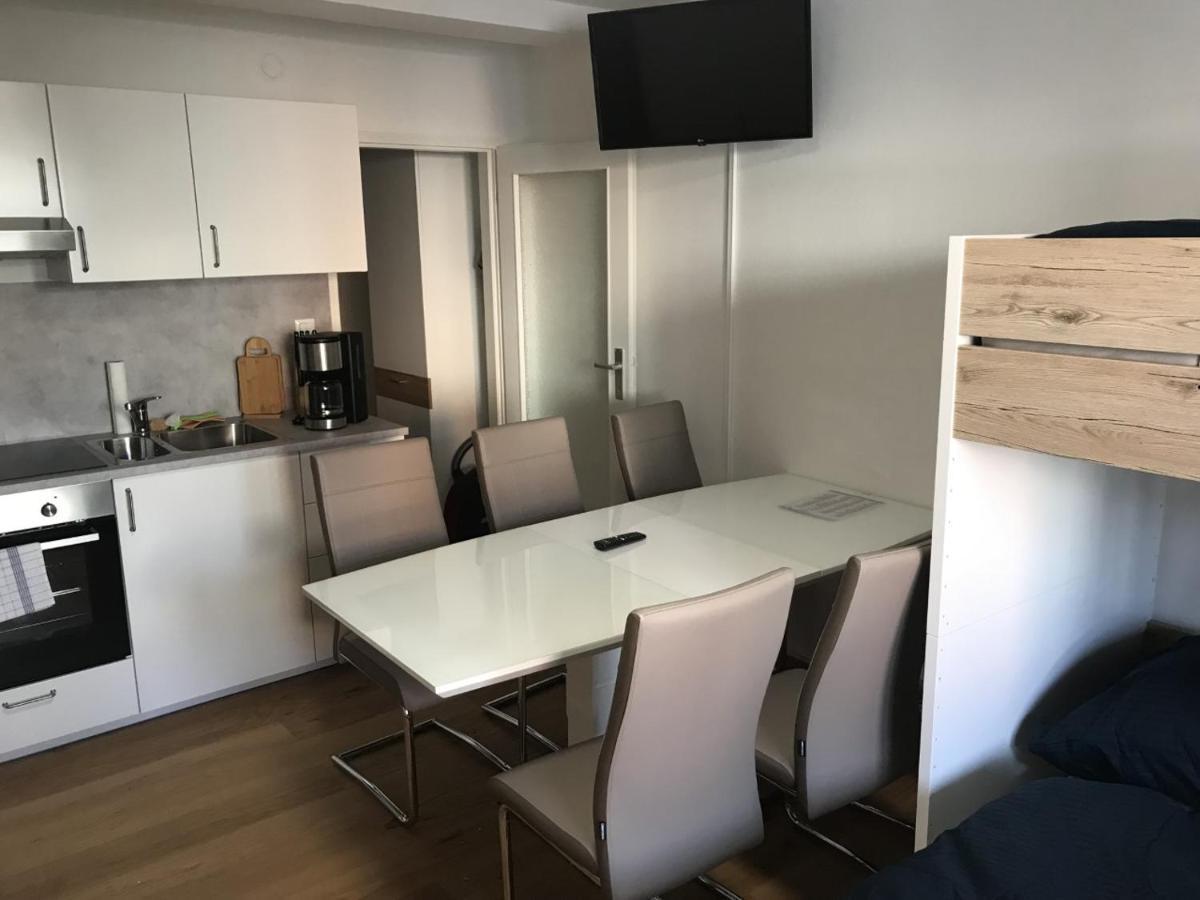 Schoenes Ferienappartment In Zell Am See: Zentral Gelegen Und Naehe Der Areitbahn Und Dem Zeller See Zell am See Exterior foto